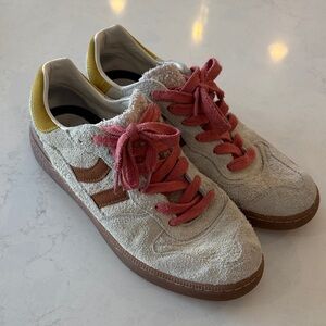 Coolway Sneakers with Pink Laces